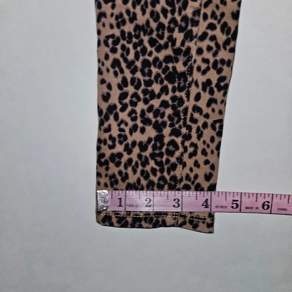 Old Navy Rockstar Jeggings Leopard Print Pants Girls Size 8 Skinny Leg Cheetah